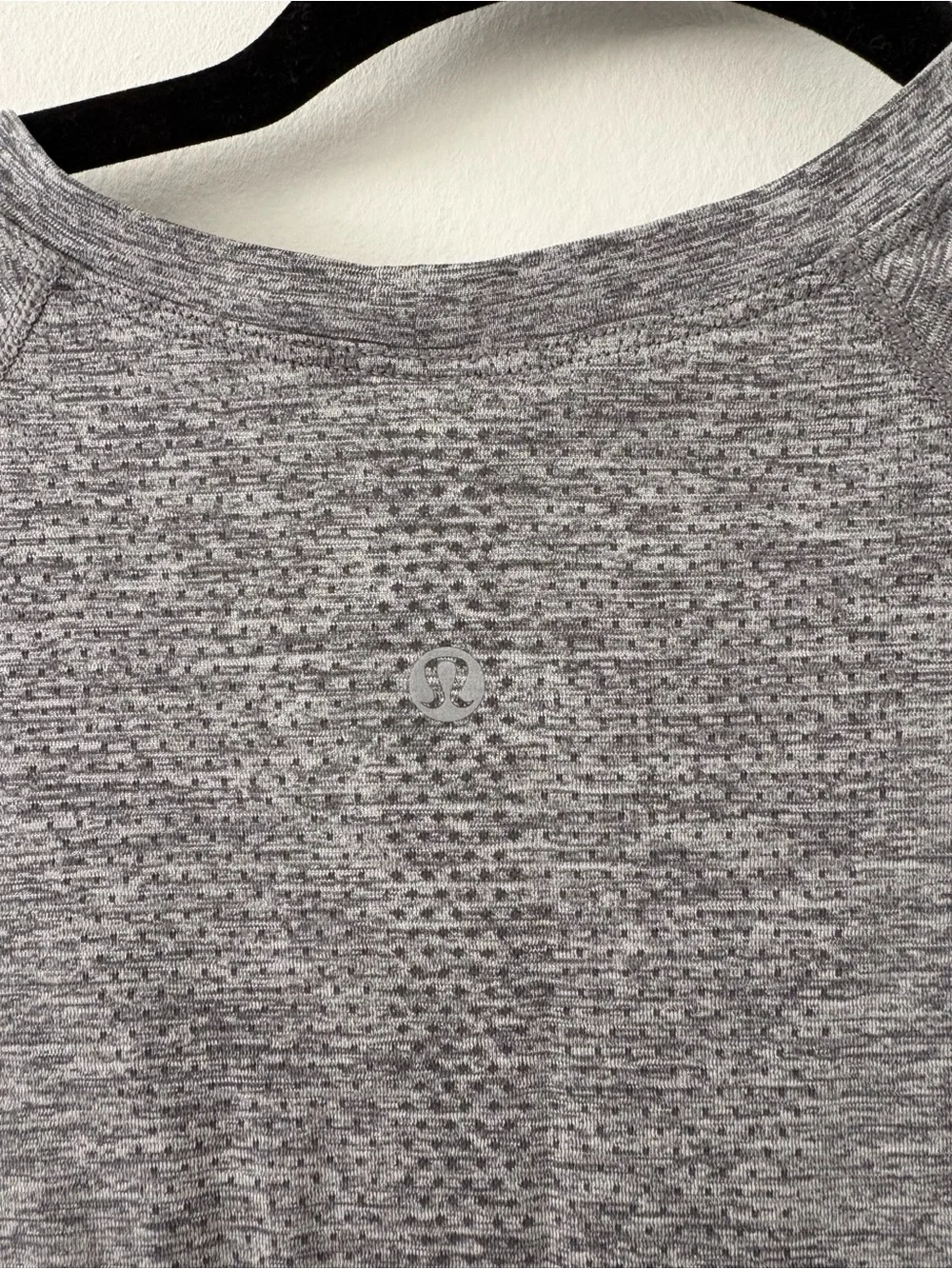 Lululemon Swiftly Tech Shortsleeve Grey Size 10